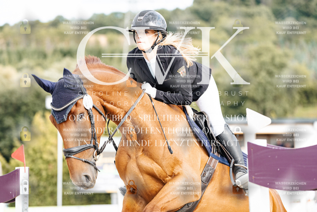 CK902941 | Turnierfotografie Pferdefotografie Trier Rheinland-Pfalz Pferdesport Reitsport Tierfotografie Sportfotografie Pferdevideo Pferdevideografie Equestrianvideography equestrianphotography  - Realisiert mit Pictrs.com
