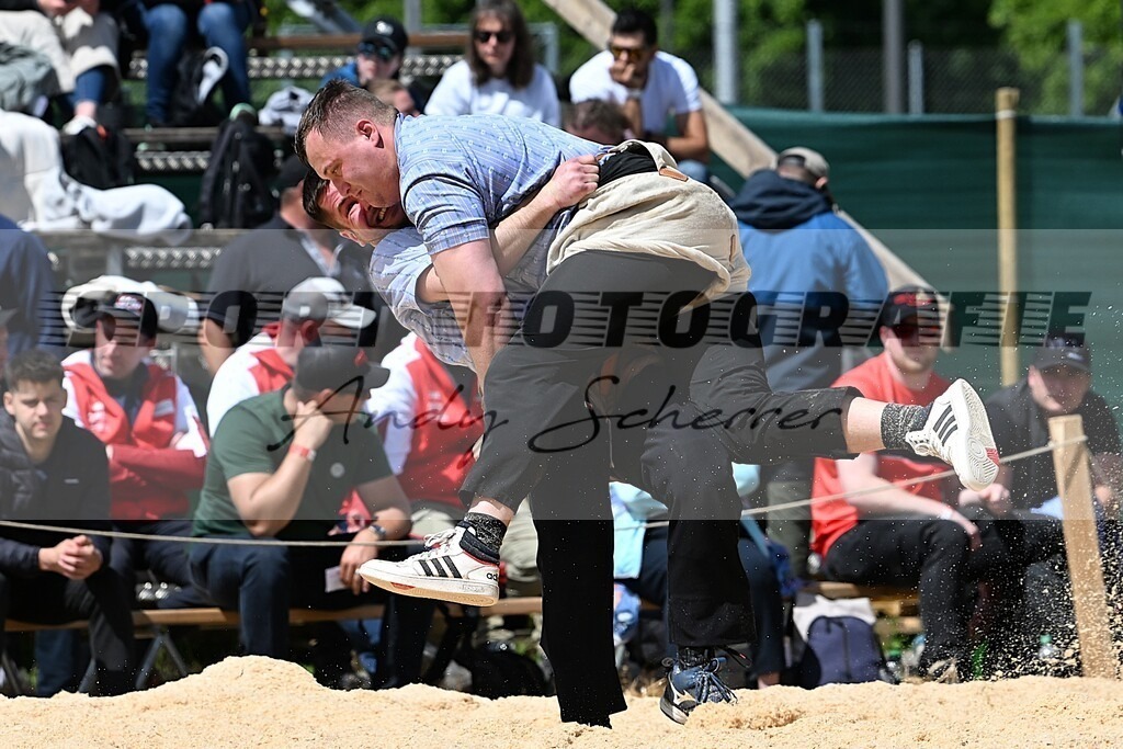 Ulrich Marco vs Bühler Ramon SiegerDSC_6591aaaa | Kaufen Sie Sportbilder im Onlineshop von Andy Scherrer Sportfotografie. Faszinierende Bilder von Sportevents aus der ganzen Schweiz. Fussball, Frauenfussball, Unihockey, Handball, Schwingen und weiteren Sportarten. - Realisiert mit Pictrs.com