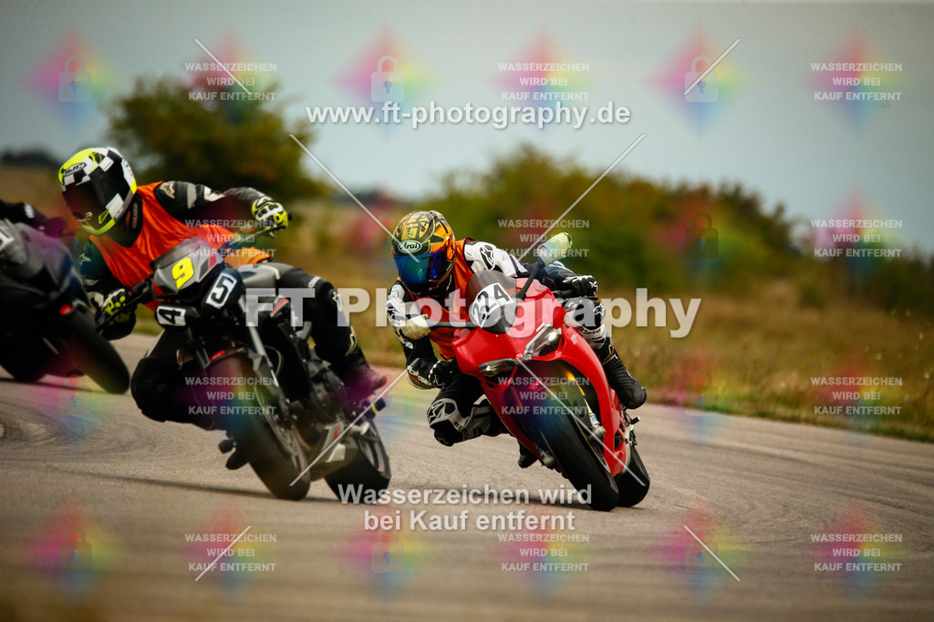 _MOT6829 | Hier findet Ihr Bilder von Touristenfahrten auf der Nürburgring Nordschleife oder von anderen Veranstaltungen die ich besucht habe. Viel Spass beim Durch Schauen 