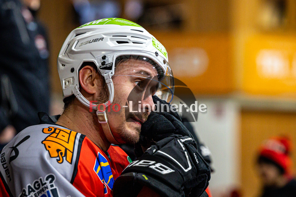 TSV Peißenberg Miners vs TEV Miesbach | Eishockey Bayernliga 2023/2024, TSV Peißenberg Miners vs TEV Miesbach, 20240202,
Martin ANDRÄ (Miners 61) nach Tor Freude, Wehmut, Freisteller, Portrait,
2024-02-02 in Peißenberg (Eisstadion)
61 Martin ANDRÄ (Miners 61)
Copyright: WolfgangxLindner foto-lindner.de
