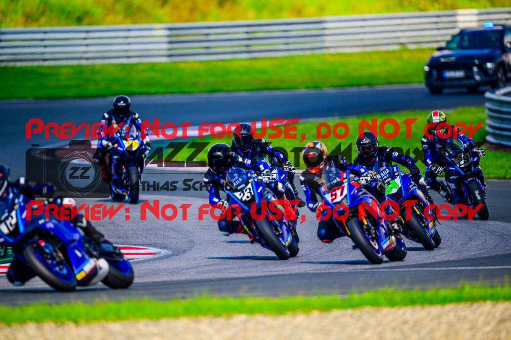 MaZZes_FotoMatrix_240601_6007705_2136 | R7