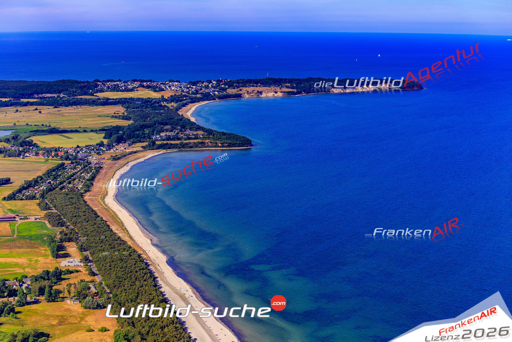 Die Luftbildaufnahme Lobbe - Moenchgut wurde 2018 mittels Flugzeug (keine Drohne) erstellt. Perfekte Schärfe und Druck- Auflösung- Garantiert!