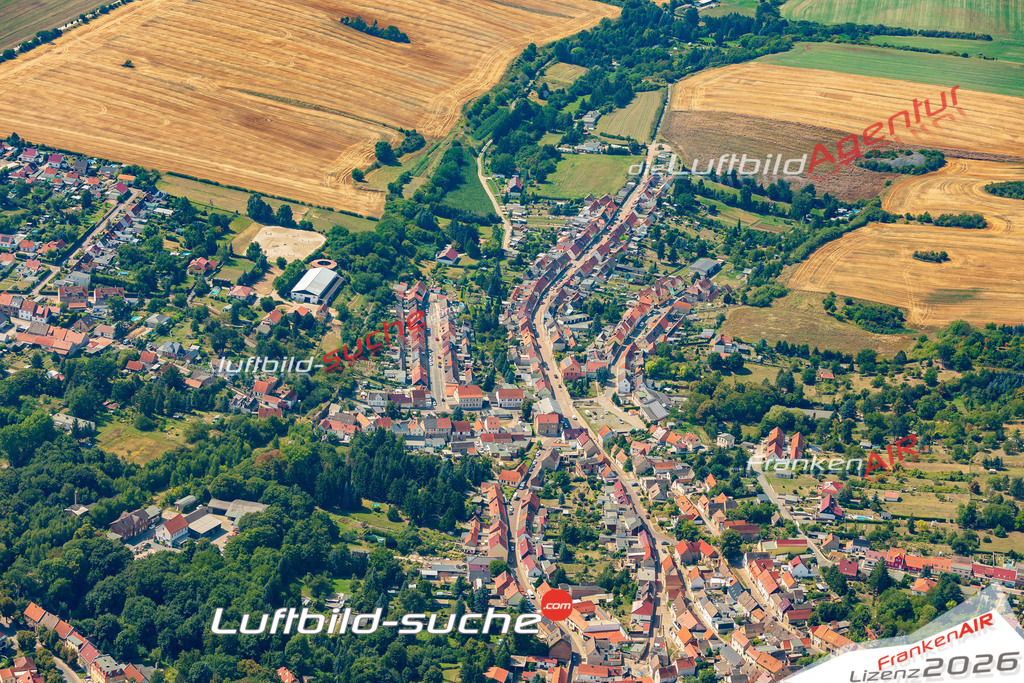 Schrägluftbild  Friedrichstraße  Gerbstedt - Das Luftbild wurde 2025 vom UL-Flugzeug heraus erstellt (ohne Drohne- keine Drohnenaufnahme ) - Hochauflösende Luftaufnahme -Nicht vergleichbar mit Google Maps oder Satelittenbilder- Die Geschenkidee !Mit Lizenz und Bildrechte bestellbar