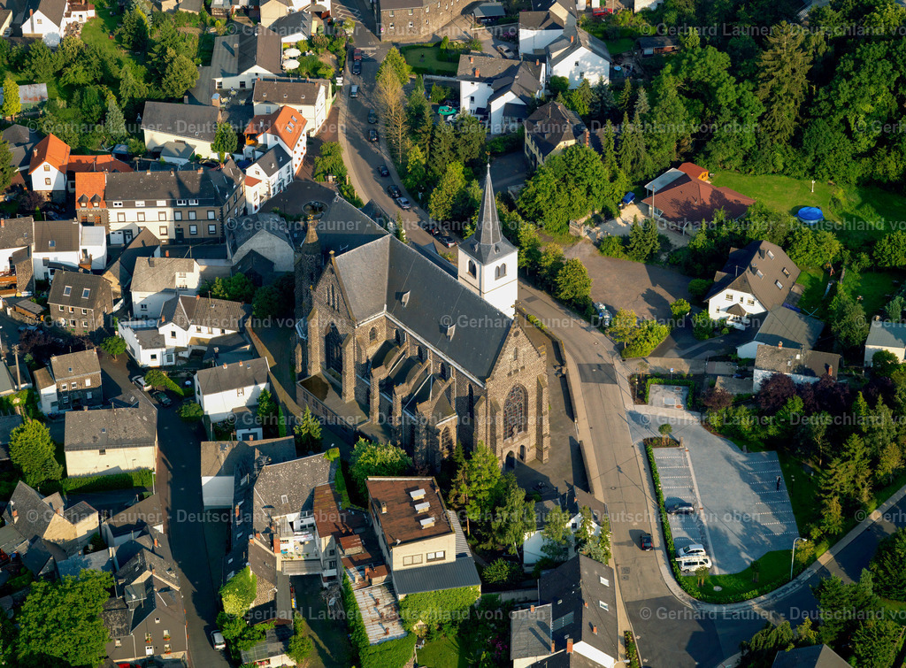 2721069 | St.Cyriakus Kirche, Niedermendig