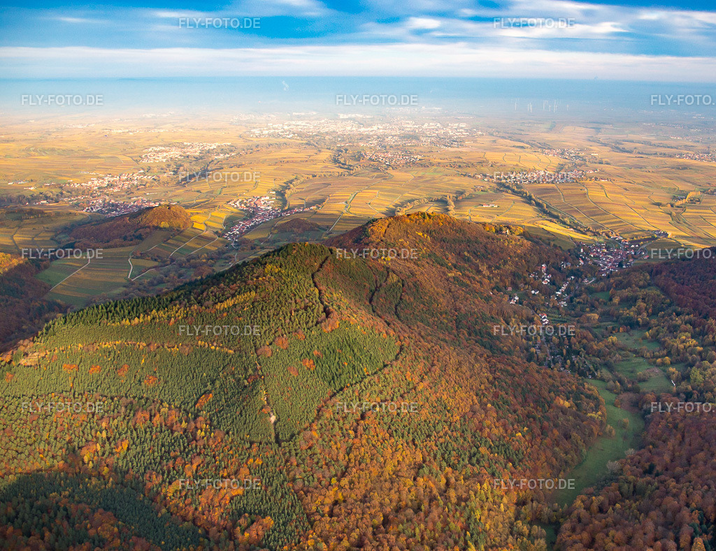 Birnbachtal | Luftbild: Birnbachtal in Leinsweiler im Bundesland Rheinland-Pfalz in Deutschland. Foto: IMG_076404.jpg vom 09.11.2014 durch Werner Riehm/FLY-FOTO.de - Realisiert mit Pictrs.com
