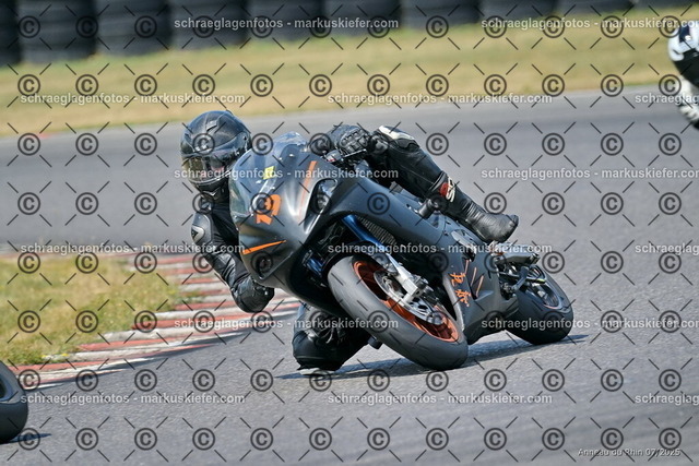 25bt04-1928 | markuskiefer.com - Realisiert mit Pictrs.com