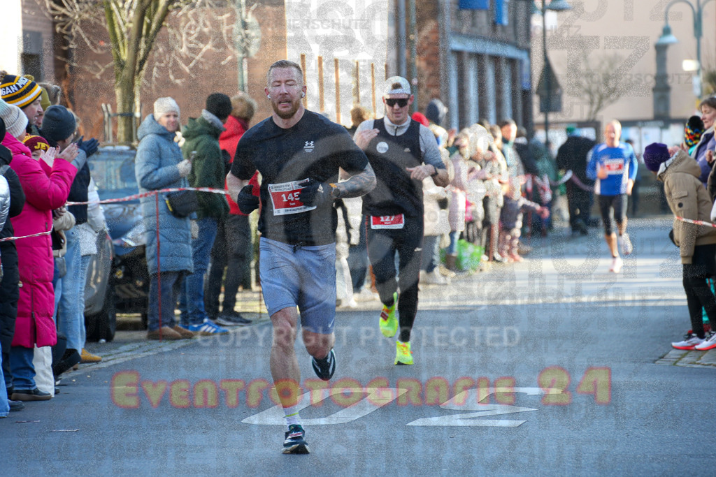241201_1221_EX1_1819 | Sportfotografie im Rhein-Sieg Kreis, Köln, Bonn, NRW, Rheinland Pfalz, Hessen, etc. Unser Tätigkeitsfeld umfasst den Laufsport vom Volkslauf über den Marathon, Duathlon, Triathon bis zum Ultralauf wie Kölnpfad Ultra oder Schindertrail.