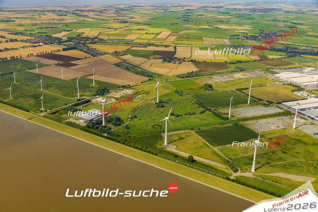 Luftaufnahme Seedeich Emden - Die Luftaufnahme wurde 2025 vom UL-Flugzeug heraus erstellt ( ohne Drohne ) - Hochauflösende Luftaufnahme - für professionelle Ausdrucke geeignet. Die Geschenkidee !Mit Lizenz und Bildrechte bestellbar