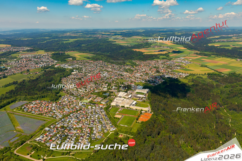 Das Luftbild zeigt :  Mutlangen - Die Luftaufnahme wurde 2024 vom UL-Flugzeug aus erstellt ( keine Drohne ) - Hochauflösende Luftaufnahme - Für grossformatige Ausdrucke geeignet. Die Geschenkidee !Mit Lizenz und Bildrechte bestellbar