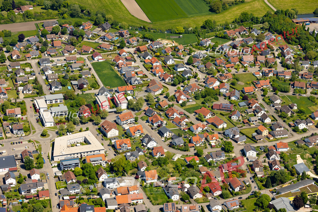 sontheim-an-der-brenz-aktuelles-luftbild-633-jahr-2025 | Luftaufnahme der Stadt Sontheim an der Brenz - Die Luftaufnahme wurde 2025 vom UL-Flugzeug heraus erstellt ( keine Drohne ) - Hochauflösende Luftaufnahme - für professionelle Ausdrucke geeignet. Die Geschenkidee !Mit Lizenz und Bildrechte bestellbar