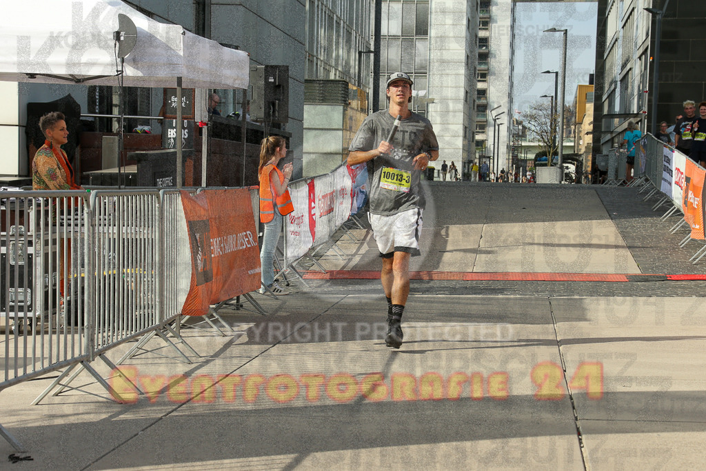 250920_1552_EX1_0777 | Sportfotografie im Rhein-Sieg Kreis, Köln, Bonn, NRW, Rheinland Pfalz, Hessen, etc. Unser Tätigkeitsfeld umfasst den Laufsport vom Volkslauf über den Marathon, Duathlon, Triathon bis zum Ultralauf wie Kölnpfad Ultra oder Schindertrail.
