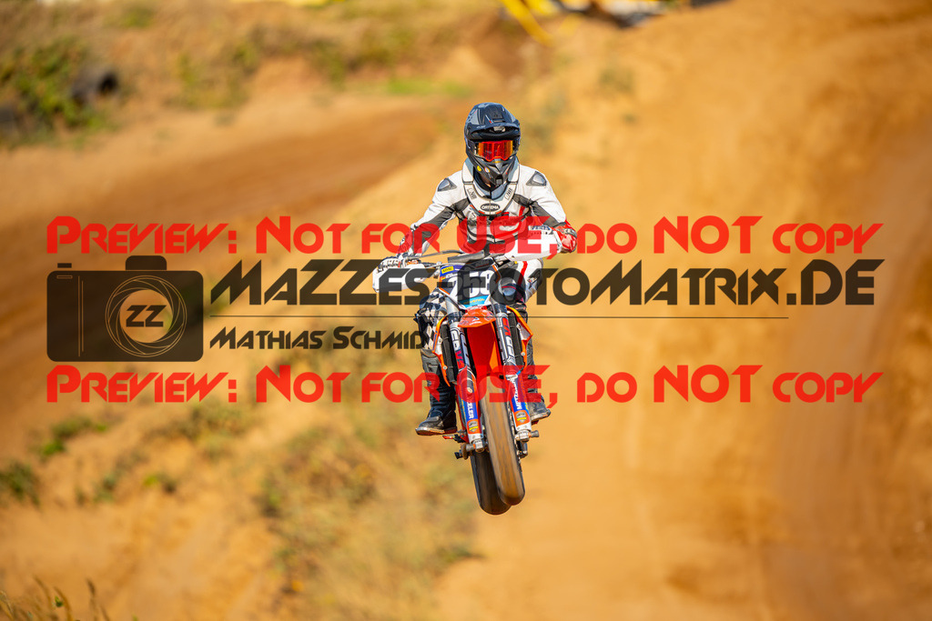 MaZZes-Fotomatrix-20260815-601780 | S2