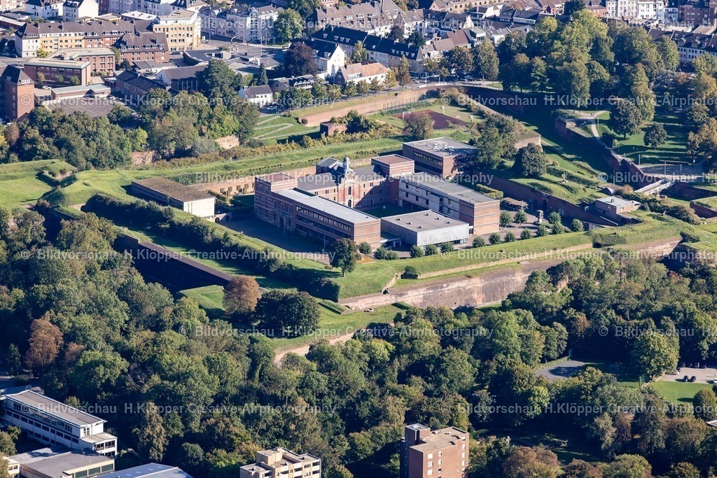 Lufbilder Jülich-5858 | Fragmente der Zitadelle- Festungsanlage " Museum Zitadelle " an der Schloßstraße in Jülich - Realisiert mit Pictrs.com