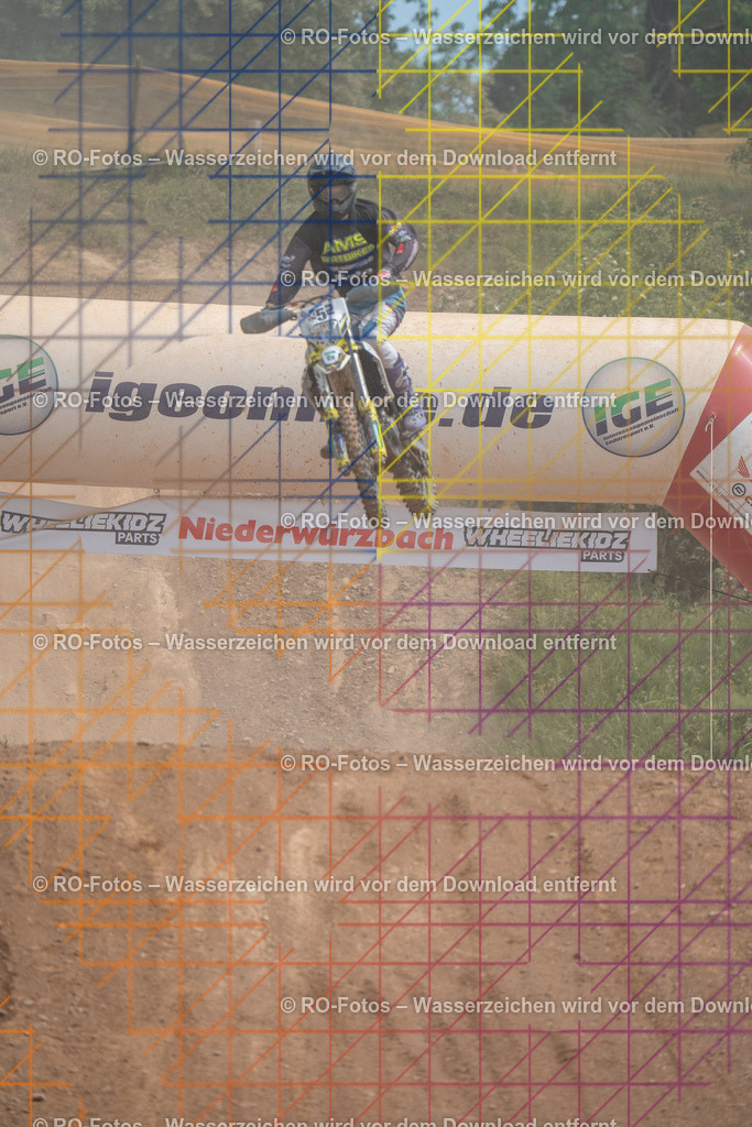 Niederwürzbach 3 Lauf-109 | Sportfotografie von RO-Fotos: Motorsport, Motocross, Enduro, Laufveranstaltungen und Triathlon. Professionelle Fotos von Sportlern und Events. - Realisiert mit Pictrs.com