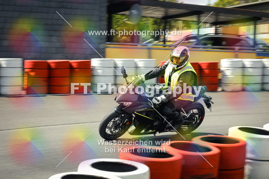 OBK_Mai_Martina_Markus-11113 | Hier findet Ihr Bilder von Touristenfahrten auf der Nürburgring Nordschleife oder von anderen Veranstaltungen die ich besucht habe. Viel Spass beim Durch Schauen 
