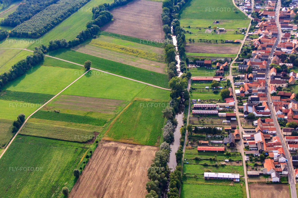 Luftbild: Gärten am Klingbach-Panzergraben in Herxheimweyher im Bundesland Rheinland-Pfalz in Deutschland. Foto: IMG_59789.jpg vom 21.09.2013 durch Werner Riehm/FLY-FOTO.de