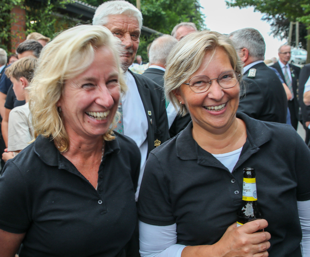 top-top.de-250627-137 | Foto, Video, Fotografie, Videografie, Fotobox, DJ, Discjockey, Musik, Musikbox, Veranstaltung, Photobooth, Amazon, Ebay, Buchtipp, Bestseller, Autor, Verlag, Buch, Wesel, Hamminkeln, NRW, Dinslaken, Rees, Drohne, Hochzeit, Party, Fotobox, Wesel, Fotograf