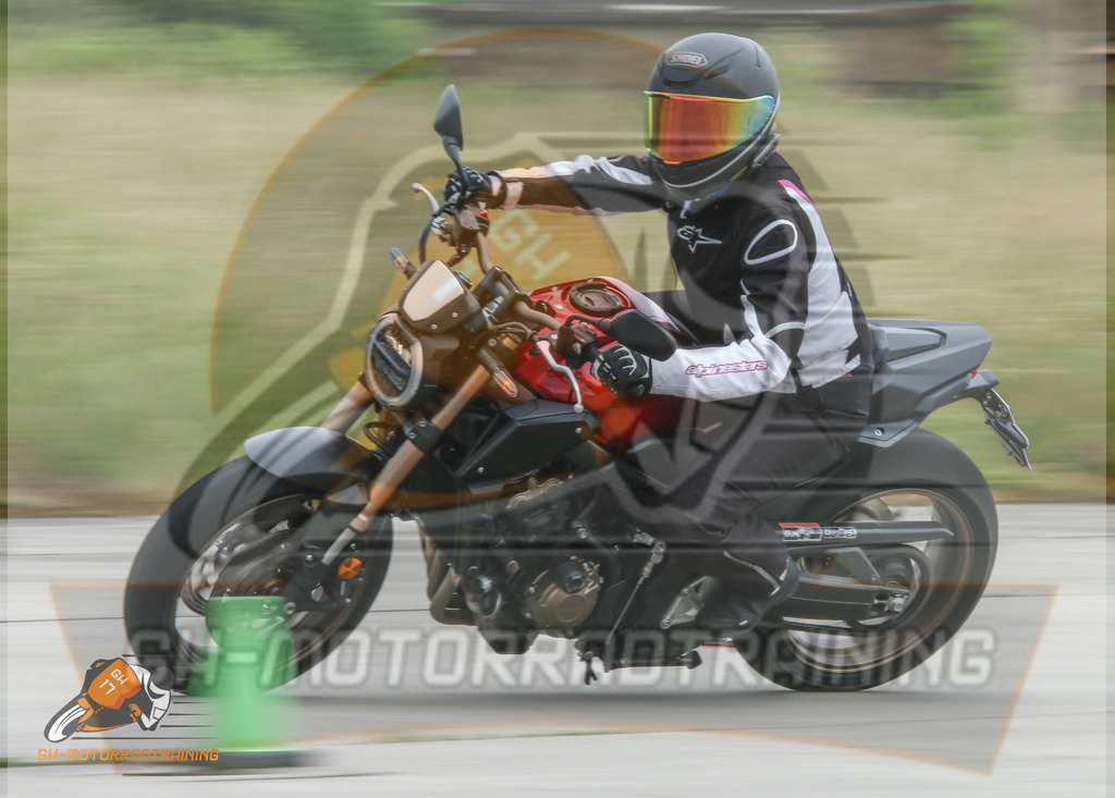 IMG_0448 | gh-motorradtraining-foto.de - Realisiert mit Pictrs.com