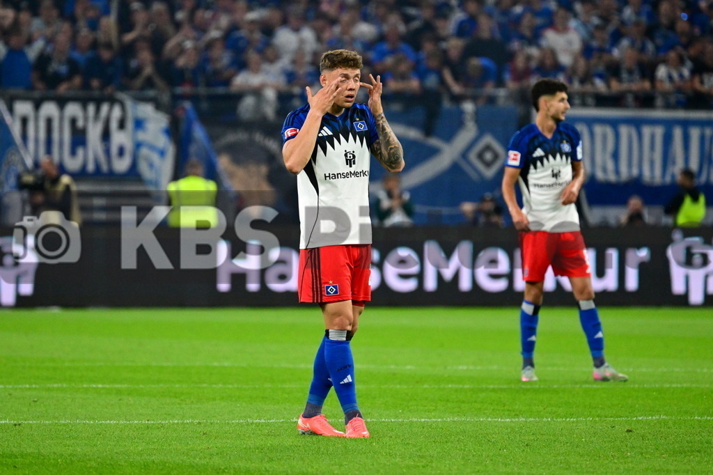 KBS Picture_HSV-FCStPauli_016 | Remberg Nicolai (HSV) ,Sportplatz :  Volksparkstadion,Hamburger Derby, - Realisiert mit Pictrs.com