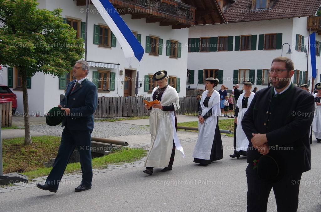IMGP6632 | fotografiert von Axel PollmannLeonhardi Wallfahrt Benediktbeuern und Murnau, Fronleichnam, Fasching, Landschaft im Loisachtal und Benediktbeuern  - Realisiert mit Pictrs.com