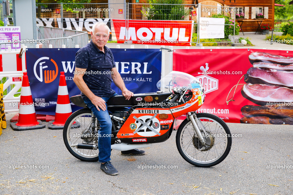 P1014672 | Erleben Sie atemberaubende, hochqualitative Fotos Ihrer Fahrt entlang der malerischen Alpenstraßen. Besuchen Sie alpineshots.com, um professionelle Aufnahmen Ihrer unvergesslichen Reise zu finden und zu kaufen - Realisiert mit Pictrs.com