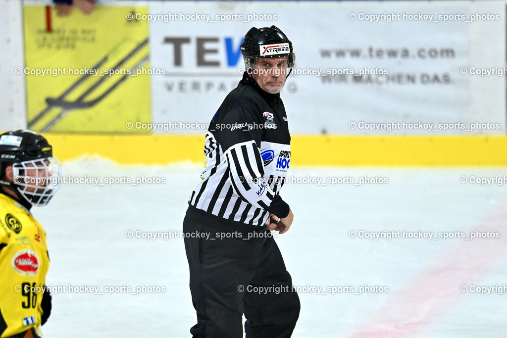 ESC Steindorf vs. MET PHOTOVOLTAIK HORNETS SPITTAL | FRANZEl Reinhard Referee, ESC Steindorf vs. MET PHOTOVOLTAIK HORNETS SPITTAL, ESC Steindorf vs. MET PHOTOVOLTAIK HORNETS SPITTAL am 26.10.2024 in Steindorf (Ossiachersee Halle), Austria, (Photo by Bernd Stefan)