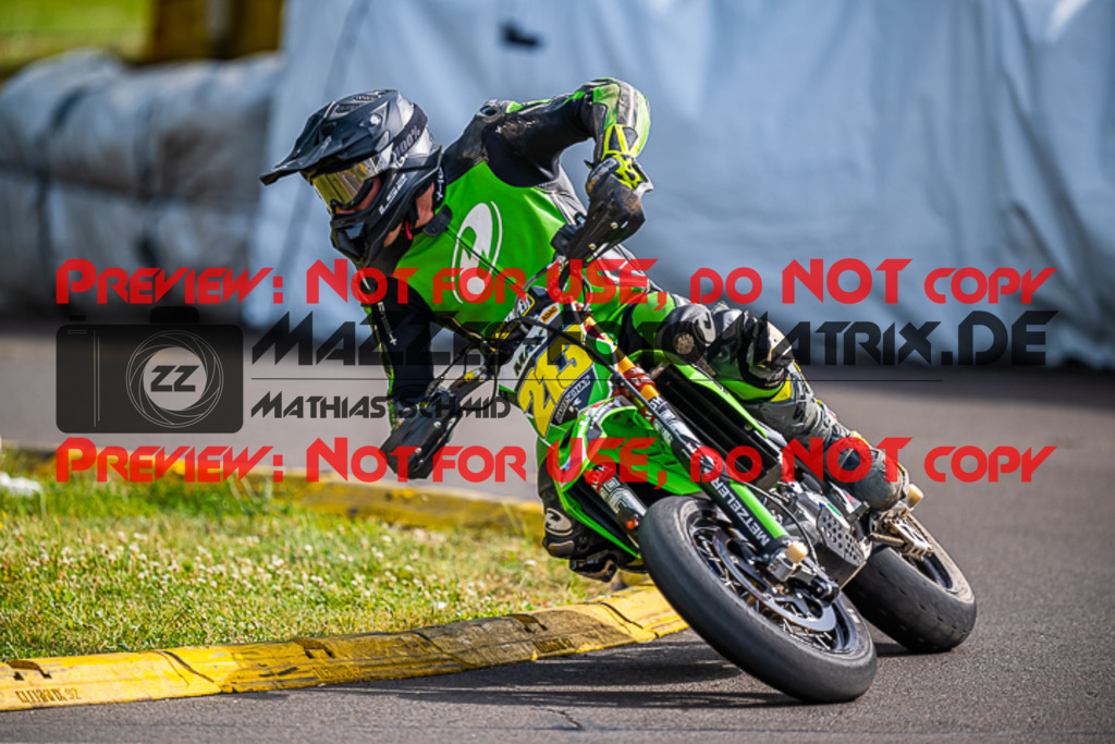 MaZZes_FotoMatrix_220618_7177 | S2