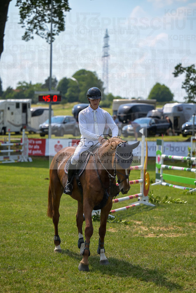 Reitturnier Voxtrup | Entdecke hochwertige Reitturnierfotos von Foto Oger. Professionell, emotional und authentisch – jetzt Lieblingsmomente im Shop bestellen.Deutschlandweite Turnierfotografie. - Realisiert mit Pictrs.com
