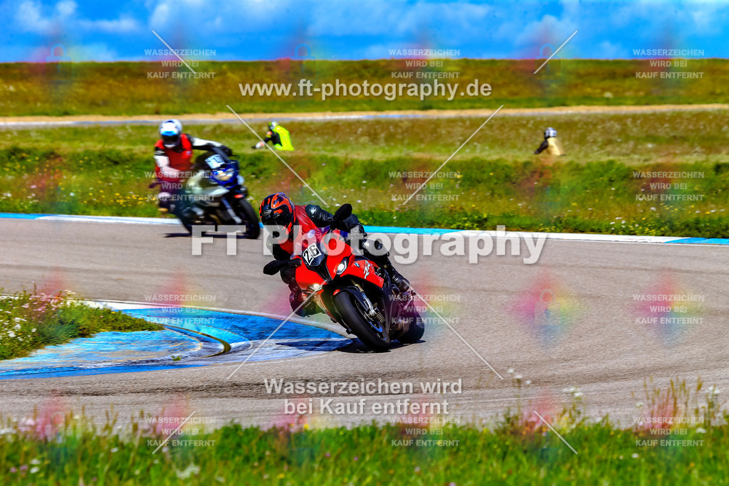 026-6051 | Hier findet Ihr Bilder von Touristenfahrten auf der Nürburgring Nordschleife oder von anderen Veranstaltungen die ich besucht habe. Viel Spass beim Durch Schauen 