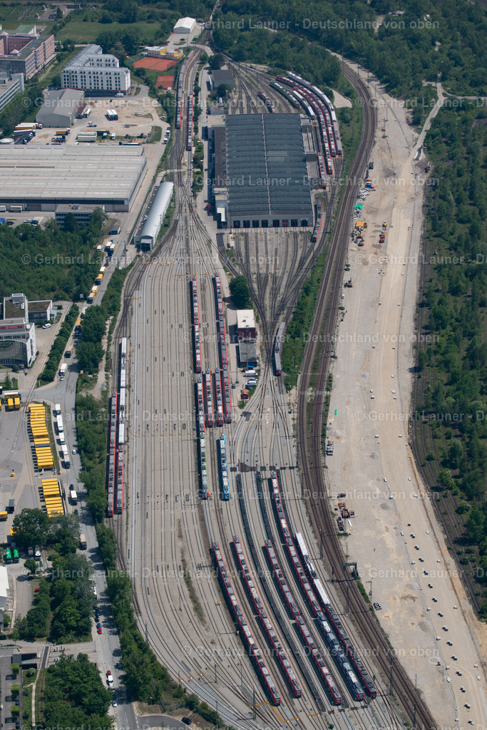 3804195 | Gleisanlagen und S-Bahn Depot Berg am Laim, München