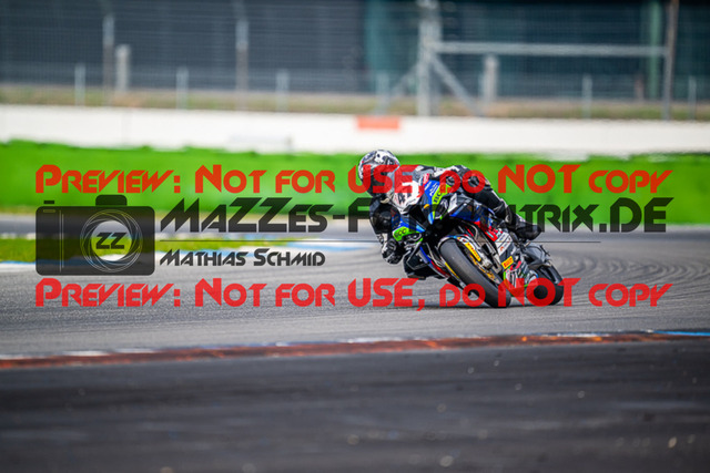 MaZZes_FotoMatrix_220924_1386 | PRO SUPERSTOCK