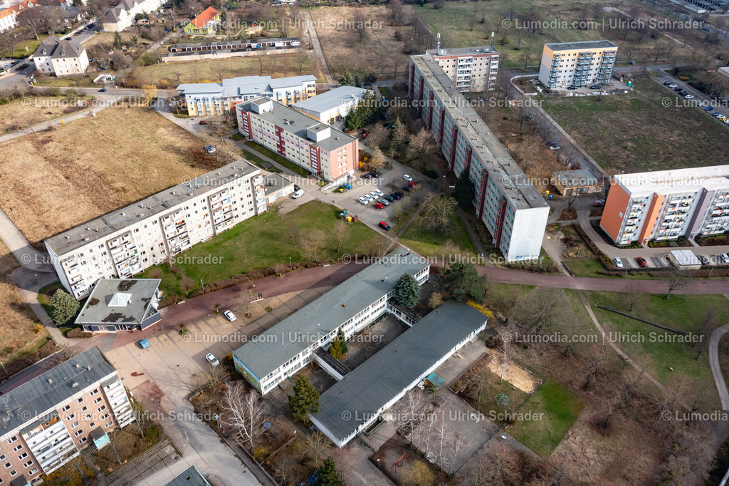 10049-51901 - Luftbild Halberstadt | Stockfoto und Bilderpool mit Bildmaterial aus Deutschland, dem Harz, Halberstadt, Quedlinburg, Wernigerode und weltweit. Qualitativ hochwertige und professionelle Fotos anschauen und kaufen. - Realisiert mit Pictrs.com