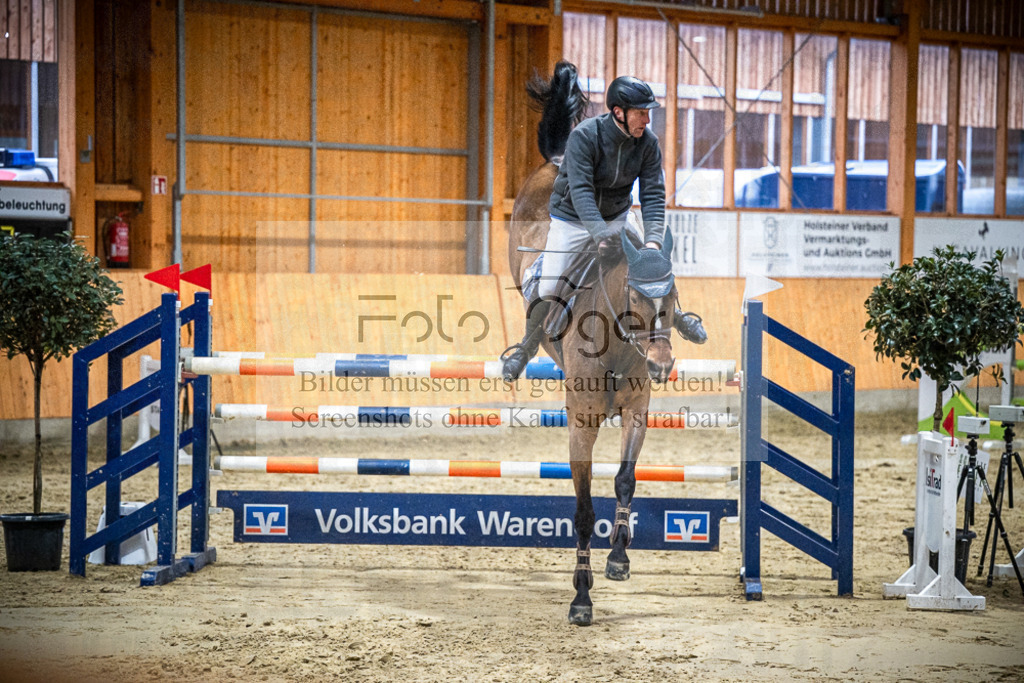 DOS_2178 | Entdecke hochwertige Reitturnierfotos von Foto Oger. Professionell, emotional und authentisch – jetzt Lieblingsmomente im Shop bestellen.Deutschlandweite Turnierfotografie. - Realisiert mit Pictrs.com