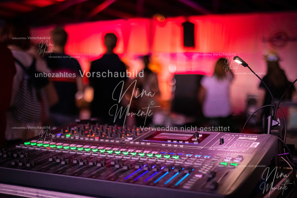 _16A2995-1 | Einzigartige Fotos von Hunden & Menschen –Actionfotos, Portraits, Vereinsaufnahmen & Paarshootings – authentisch, lebendig & mit Herz.