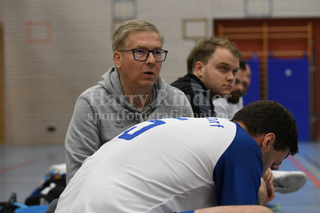 HC Deggendorf :  TSV Rottenburg  | Kai-Uwe  Herrlich  (Trainer HC Deggendorf) - Realisiert mit Pictrs.com