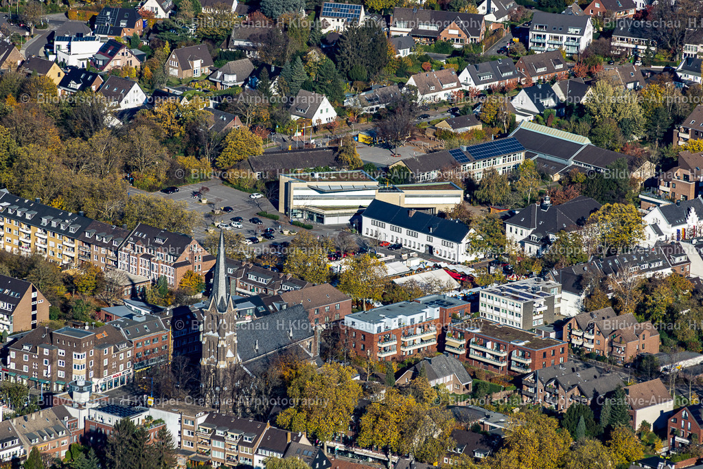 Meerbusch-Dorfstr.Buederich-Bürgeramt-8817 | Luftbildfotografie Hermann Klöpper - Realisiert mit Pictrs.com