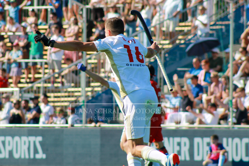 DM23 Finale Herren Mannheimer HC -  Rot-Weiß Köln 04.06.23-219 | lanaschraderfotografie - Realisiert mit Pictrs.com