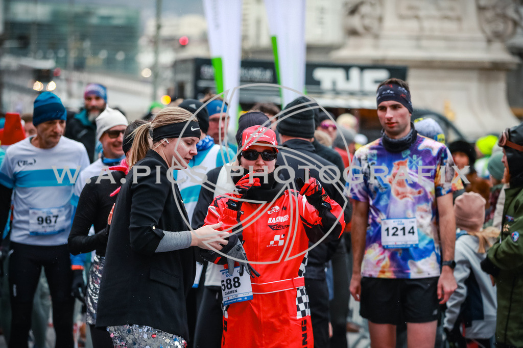 SILVESTERLAUF LINZ 25 | Linz, AUSTRIA, 31. Dezember 25, TRIRUN SILVESTERLAUF LINZ 25 , Image shows: 
Photo: WAPICS / BINDER Manuel