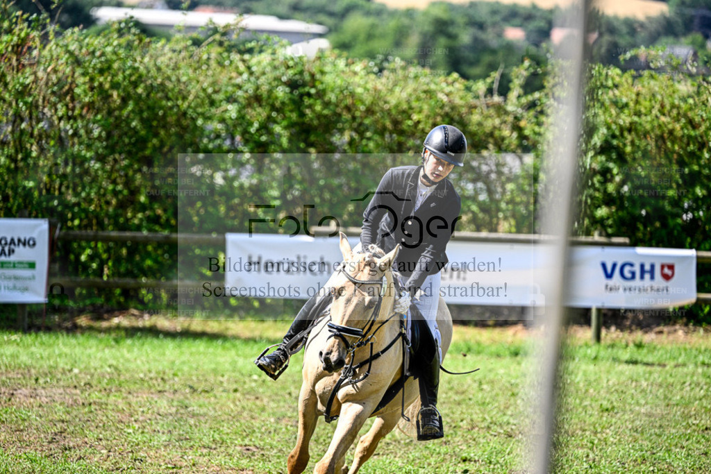 Bissendorfer Reitertage | Entdecke hochwertige Reitturnierfotos von Foto Oger. Professionell, emotional und authentisch – jetzt Lieblingsmomente im Shop bestellen. - Realisiert mit Pictrs.com