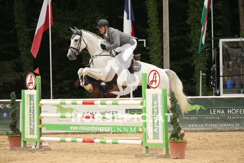 DL2Q6722 | Willkommen bei Brunnmayr - Design & Fotografie – Ihrem Spezialisten für Reitturniere und Pferdeveranstaltungen in Oberösterreich, Salzburg und Bayern! Seit über 17 Jahren sind wir leidenschaftlich dabei.