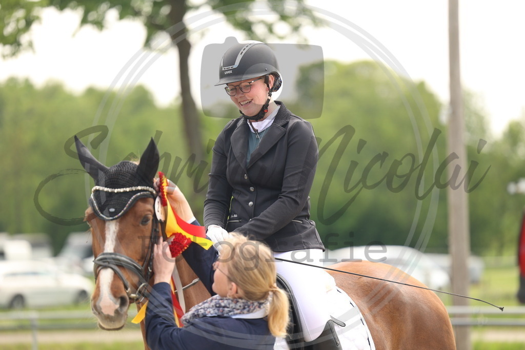 994A6958 | sabrinanicolaifotografie - Realisiert mit Pictrs.com