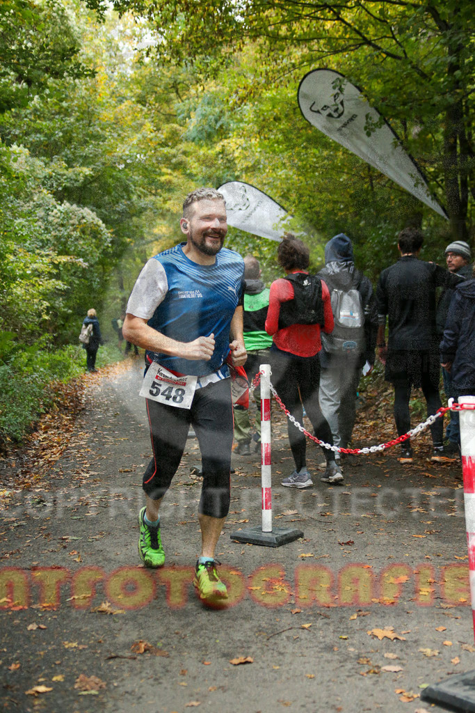 231029_1314_EX1_7329 | Sportfotografie im Rhein-Sieg Kreis, Köln, Bonn, NRW, Rheinland Pfalz, Hessen, etc. Unser Tätigkeitsfeld umfasst den Laufsport vom Volkslauf über den Marathon, Duathlon, Triathon bis zum Ultralauf wie Kölnpfad Ultra oder Schindertrail.