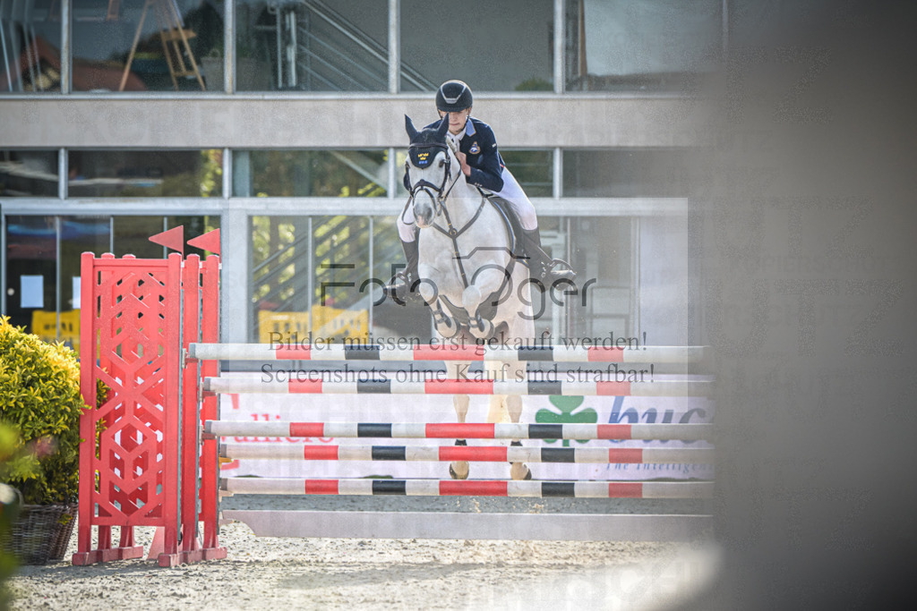 DOS_9335 | Entdecke hochwertige Reitturnierfotos von Foto Oger. Professionell, emotional und authentisch – jetzt Lieblingsmomente im Shop bestellen. - Realisiert mit Pictrs.com