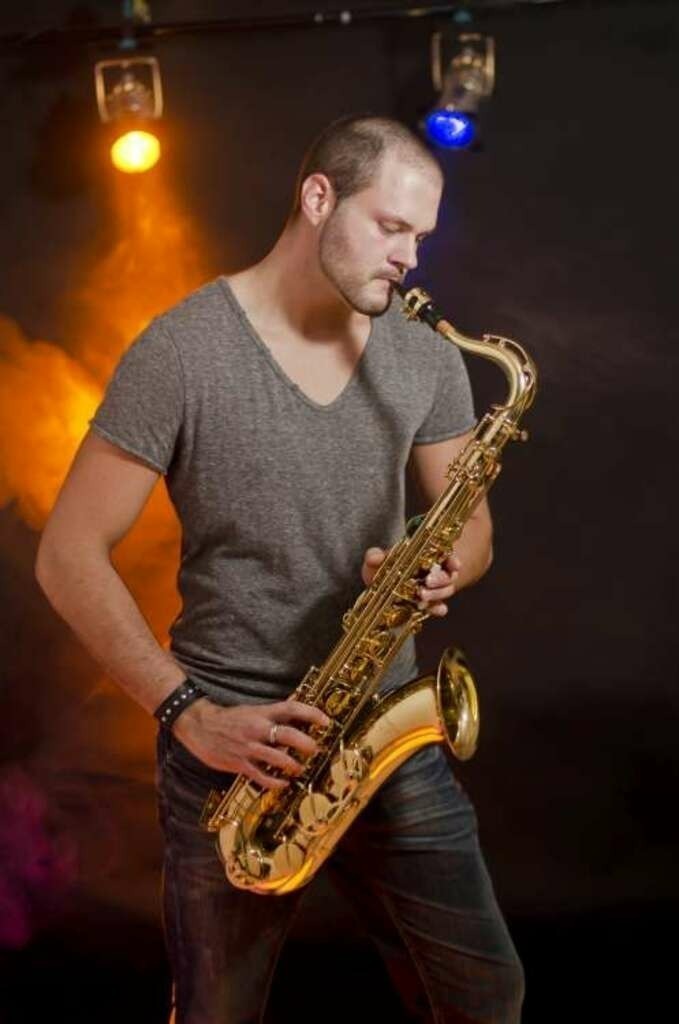 Portrait0050 | DieAugenweide Galerie, Bilder von Fotograf Ralf-Udo Thiele. Auswählen und bestellen auf verschiedenen Materialien und Größen. - Realisiert mit Pictrs.com