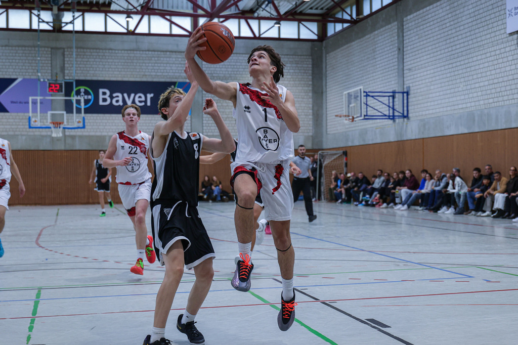 JBBL BAYER GIANTS vs Team BonnKöln RAG-79 | Fotos von Basketballspielen aus dem Raum NRW fotografiert von Gero Mueller-Laschet und Daniel Schaefer - Realisiert mit Pictrs.com
