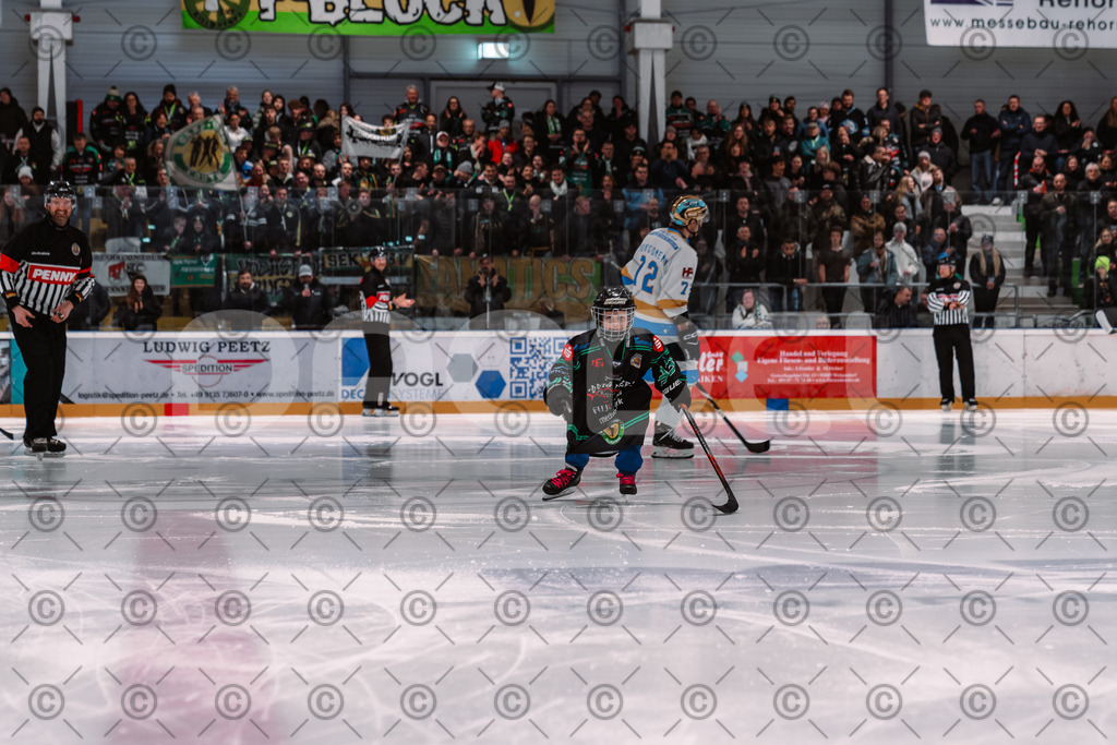 Alligators_vs_Stuttgart_16_11_2025-52 | Höchstadt Alligators Fotogalerie: Eishockey-Action aus Franken. Professionelle Spielfotos, Portraits & Stadionbilder zum Download. Jetzt entdecken! - Realisiert mit Pictrs.com