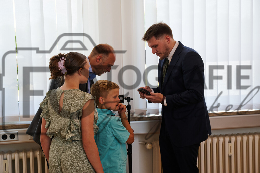 HuS_DSC1827 | Fotobox, Portraitfotografie, Hochzeitsfotografie, Bewerbungsfoto - Realisiert mit Pictrs.com