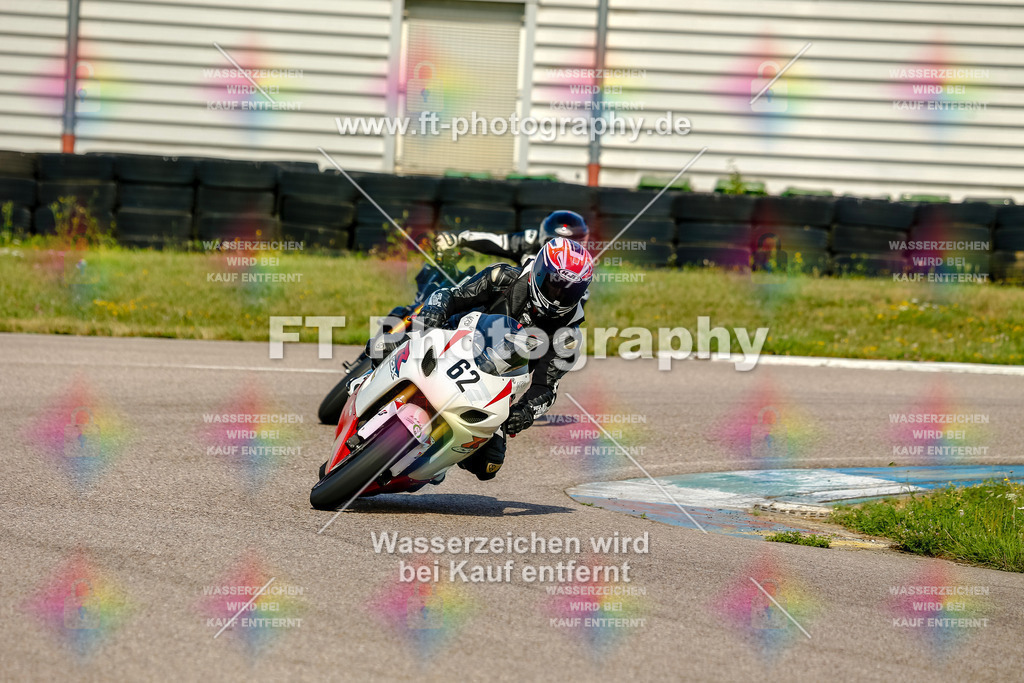 Chambley Juli-0214 | Hier findet Ihr Bilder von Touristenfahrten auf der Nürburgring Nordschleife oder von anderen Veranstaltungen die ich besucht habe. Viel Spass beim Durch Schauen 