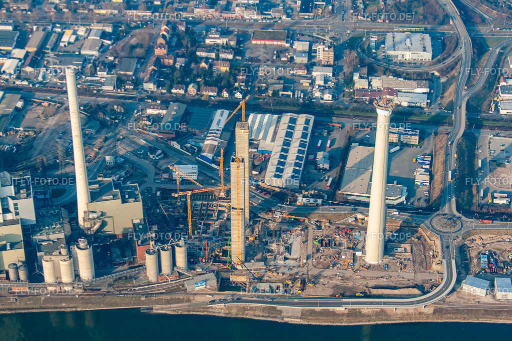 Baustelle zum Neubau der Kraftwerksanlagen und Abgas- Türme des Heizkraftwerkes GKM Block 6 im Ortsteil Neckarau | Luftbild: Baustelle zum Neubau der Kraftwerksanlagen und Abgas- Türme des Heizkraftwerkes GKM Block 6 im Ortsteil Neckarau im Ortsteil Rheinau in Mannheim im Bundesland Baden-Württemberg in Deutschland. Foto: IMG_25276.jpg vom 23.03.2010 durch Werner Riehm/FLY-FOTO.de - Realisiert mit Pictrs.com