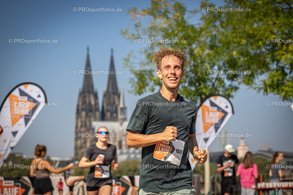 OBI Brueckenlauf des ASV Koeln; Koeln, 10.09.2023 | Impressionen vom OBI Brueckenlauf des ASV Koeln; Koelner Innenstadt, 10.09.2023. Foto: BEAUTIFUL SPORTS/Bernd Hoffmann 
